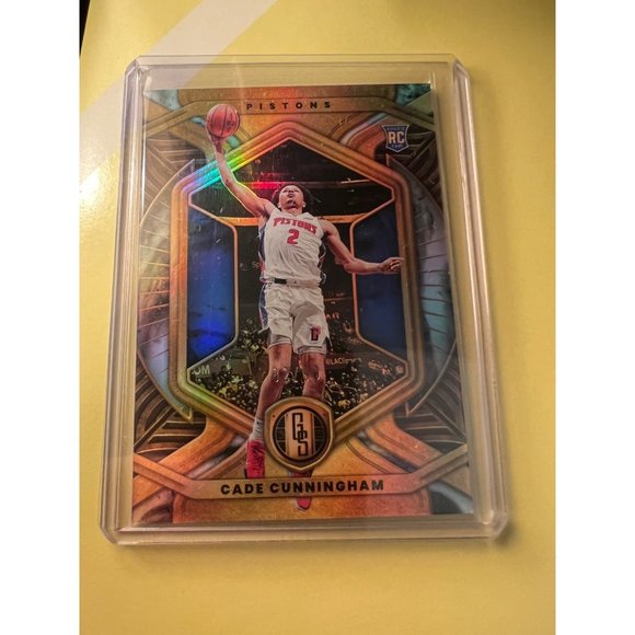 Cade Cunningham /99 2021-22 Panini Chronicles Gold Standard Rookie RC Prizm